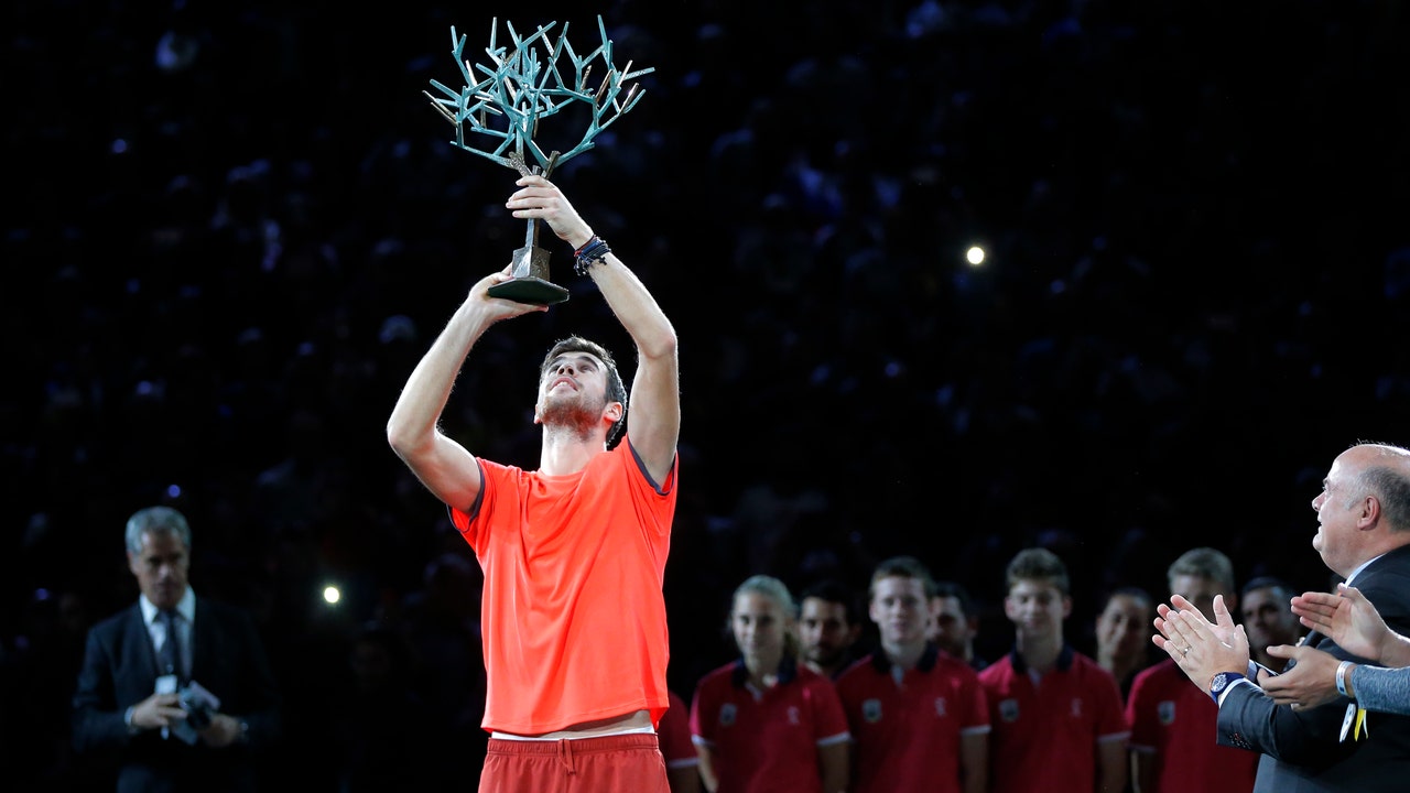 Khachanov stuns Djokovic to win Paris Masters title